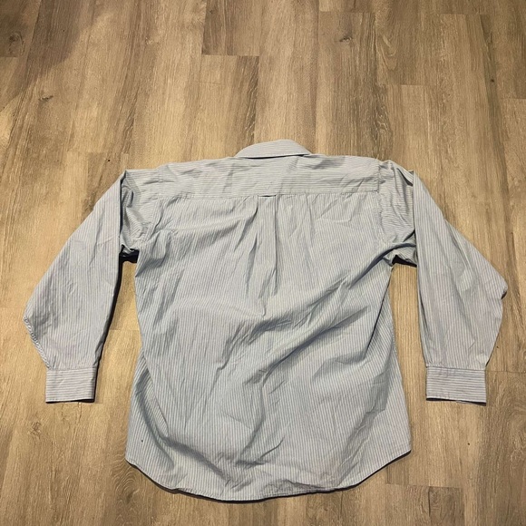 Vintage Tommy Hilfiger button up - Picture 2 of 3